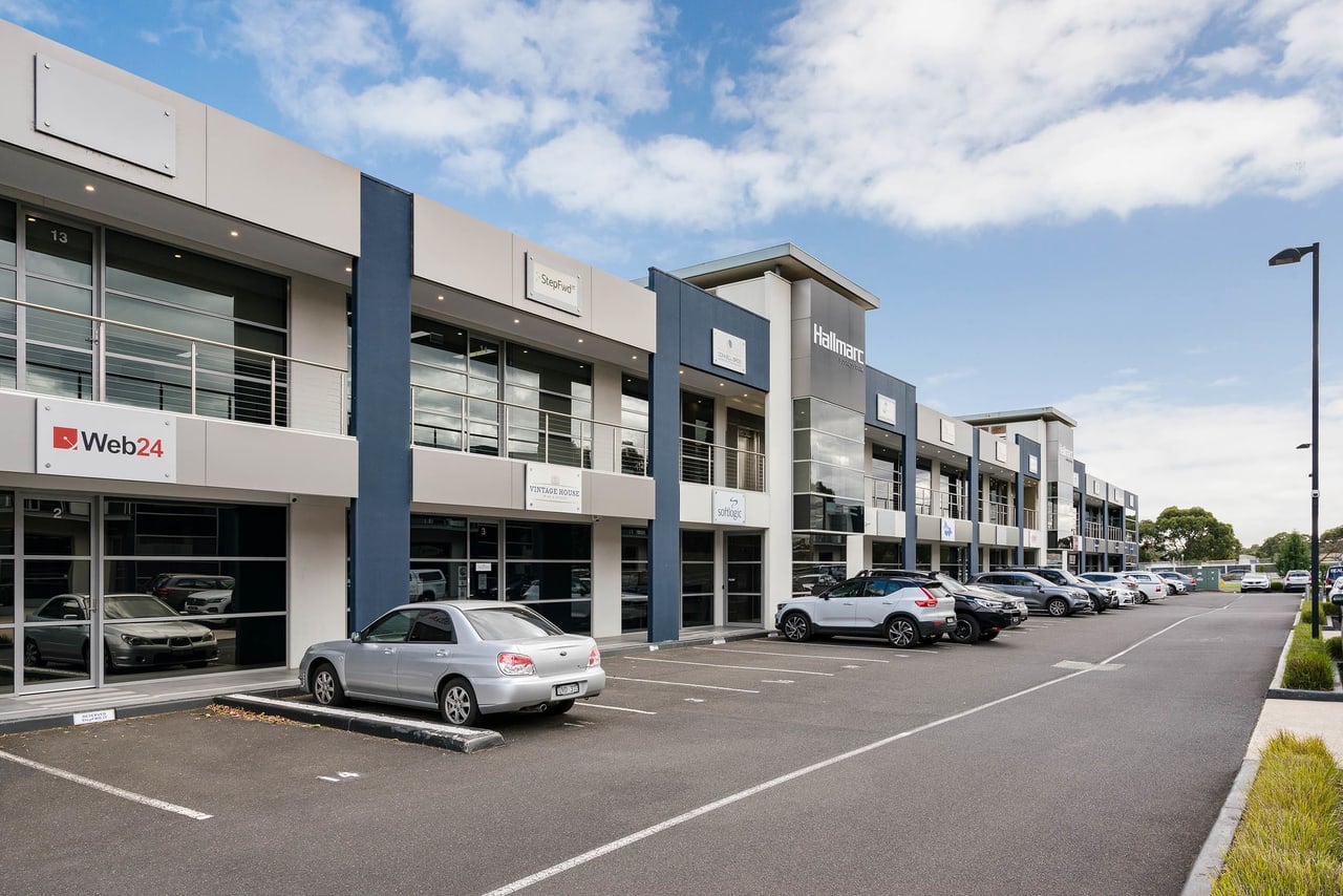 15 Ricketts Road, Mount Waverley for lease Building Photo- Image 1 of 5