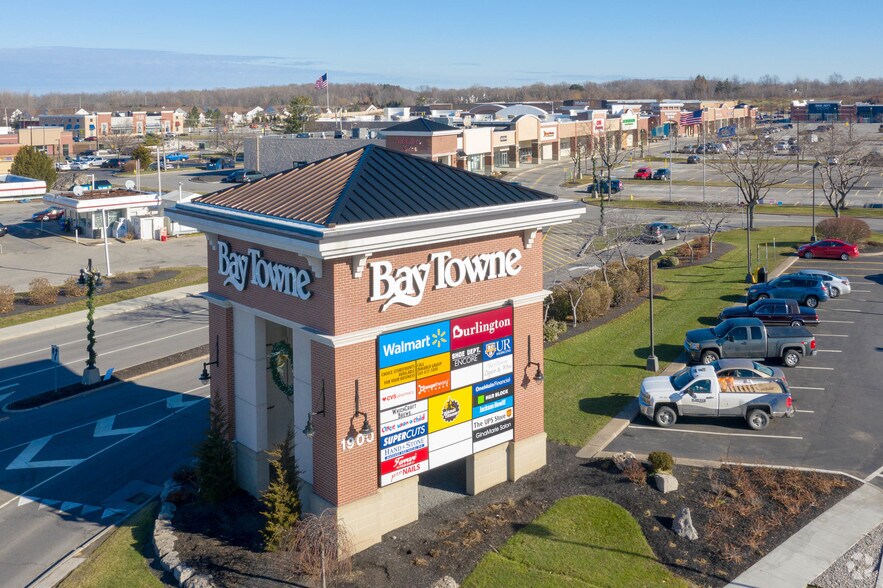 1900 Empire Blvd, ster, NY 14580 BayTowne Plaza