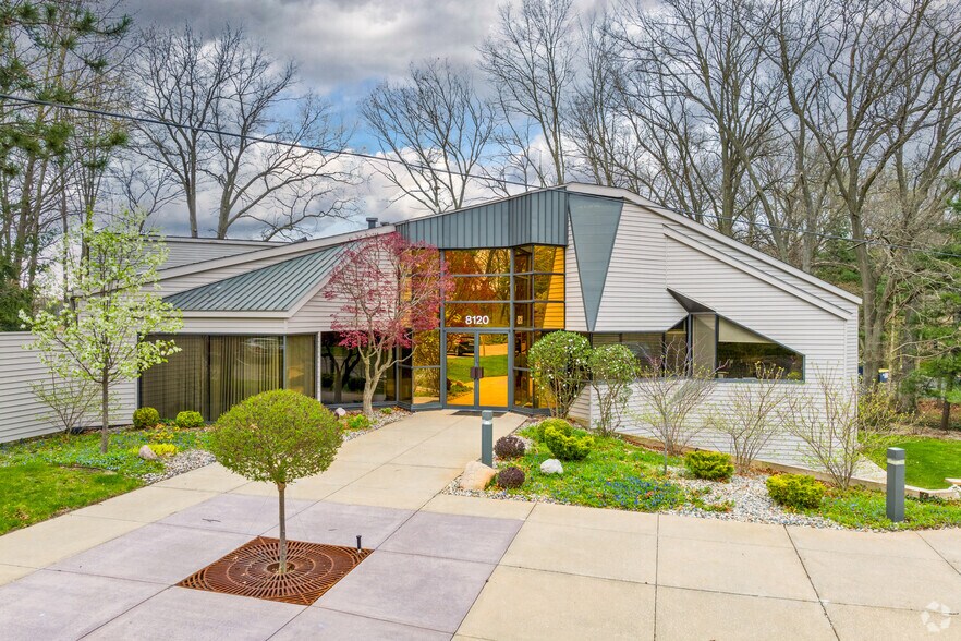 8120 Moors Bridge Rd, Portage, MI 49024 8120 Moorsbridge Rd.