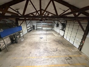 3960 W 12th Ave, Eugene, OR for lease Interior Photo- Image 2 of 6