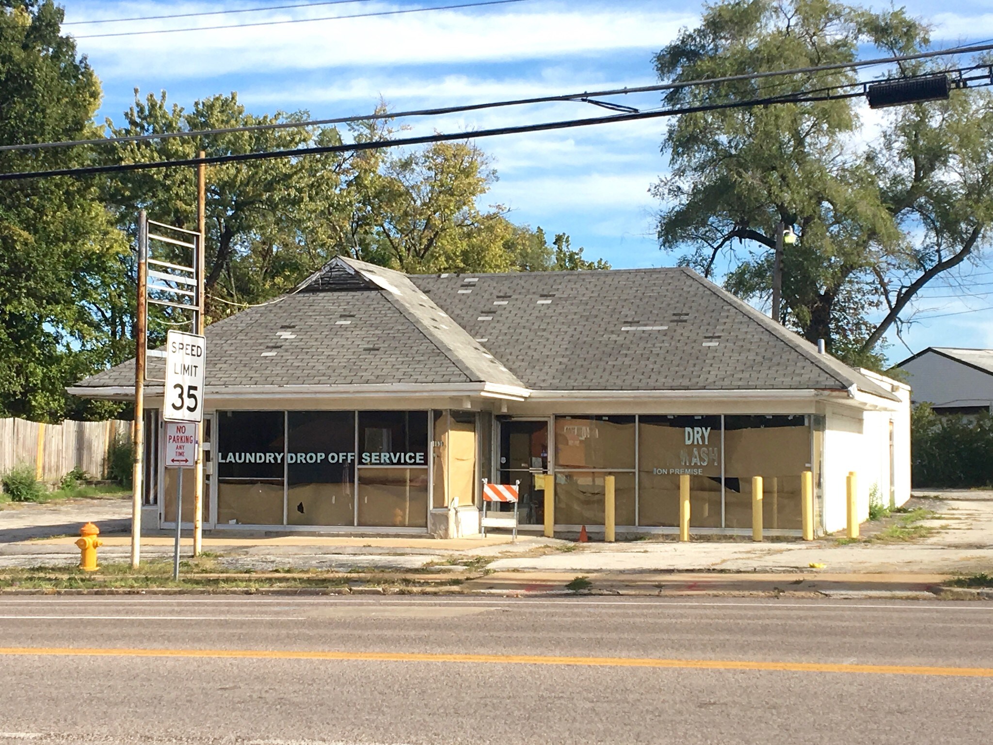 8639 Natural Bridge Rd, Saint Louis, MO 63121