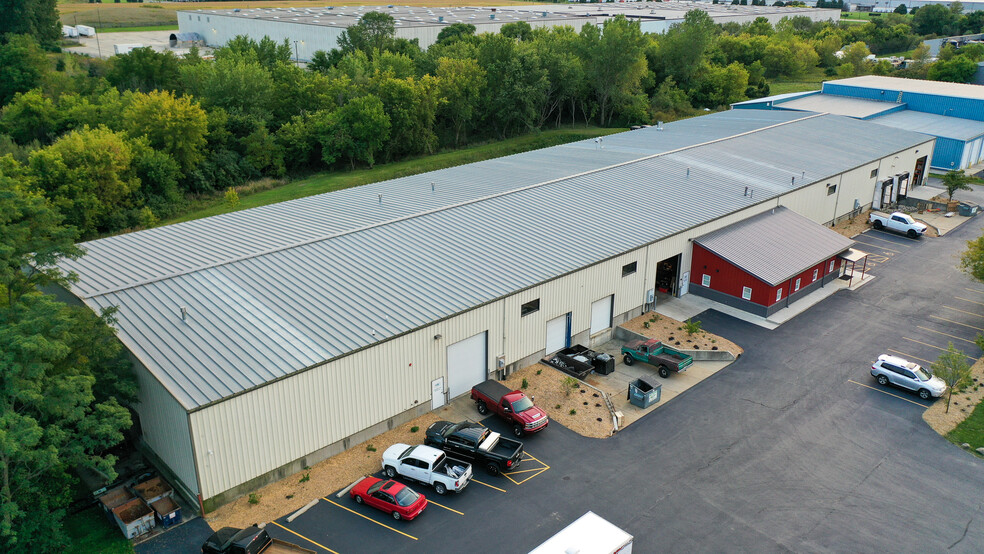 300 Harvestore Dr, Dekalb, IL for sale - Building Photo - Image 1 of 1