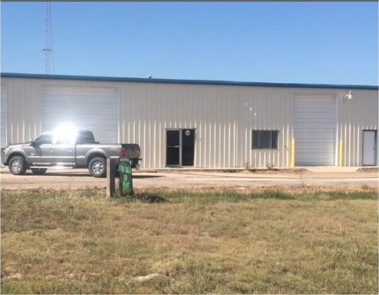 19176 Highway 54, Meade, KS for sale - Building Photo - Image 1 of 1