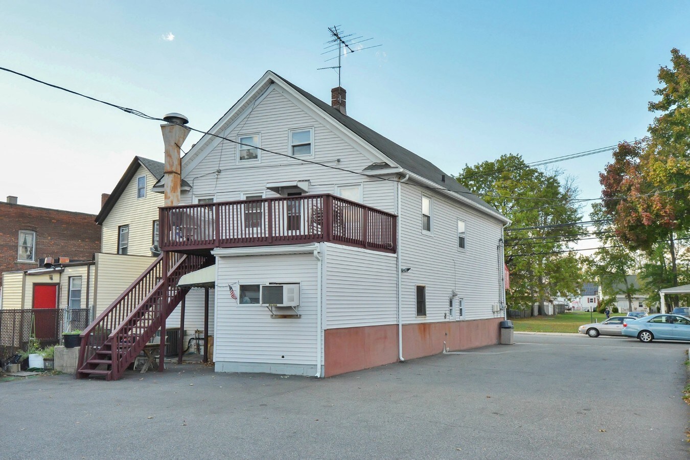 107 Washington Ave, Little Ferry, NJ 07643