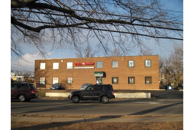 3204 Old Pickett Rd, Fairfax, VA for lease - Building Photo - Image 3 of 4