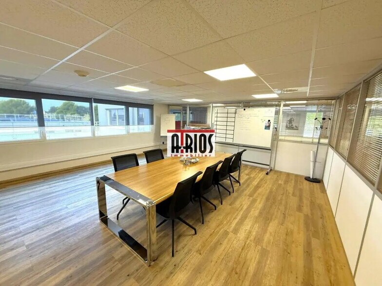 Office in La Farlède for sale - Interior Photo - Image 2 of 11