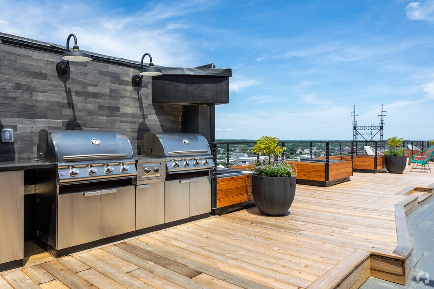 50 Washington St, Norwalk, CT for lease - Building Photo - Image 3 of 8