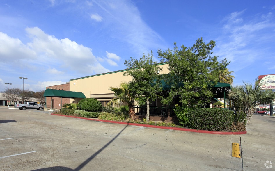 11470 Westheimer Rd, Houston, TX for sale - Building Photo - Image 2 of 2