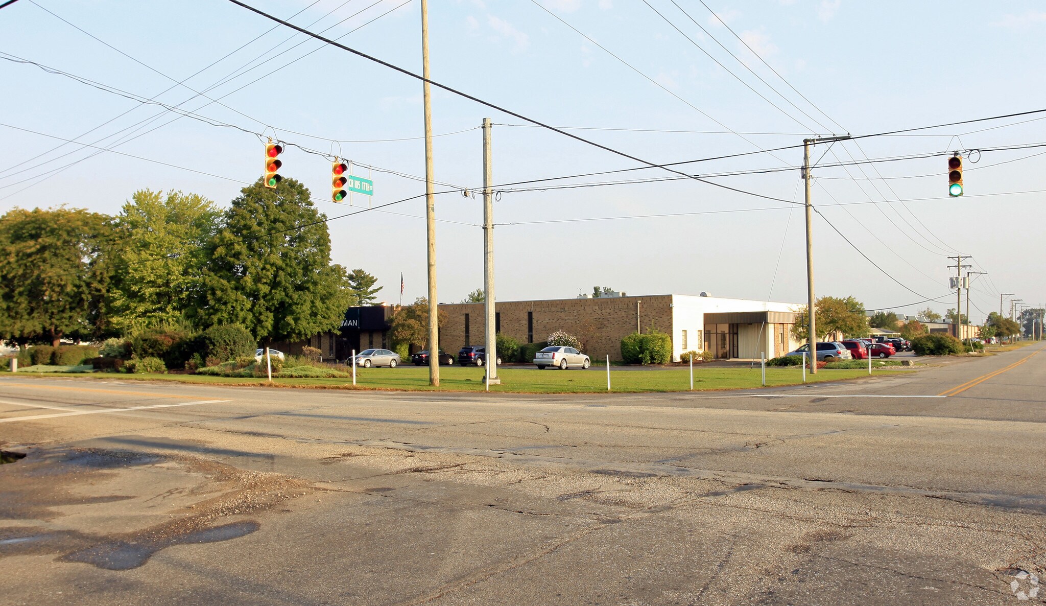 1718 W Mishawaka Rd, Elkhart, IN for sale Primary Photo- Image 1 of 1