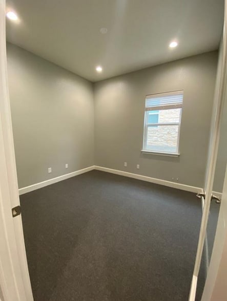 3000 Polar Ln, Cedar Park, TX for lease - Interior Photo - Image 2 of 16