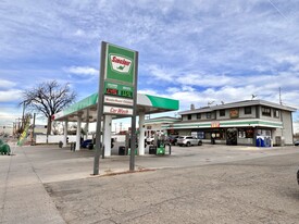 Fort Lupton Sinclair Gas Station - Convenience Store