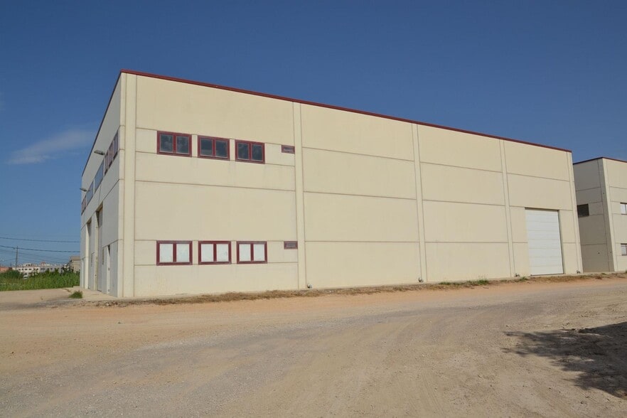 Avinguda de la Pau, 101C, Deltebre, Tarragona for sale - Building Photo - Image 3 of 8