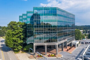 Centrum at Glenridge - Commercial Real Estate