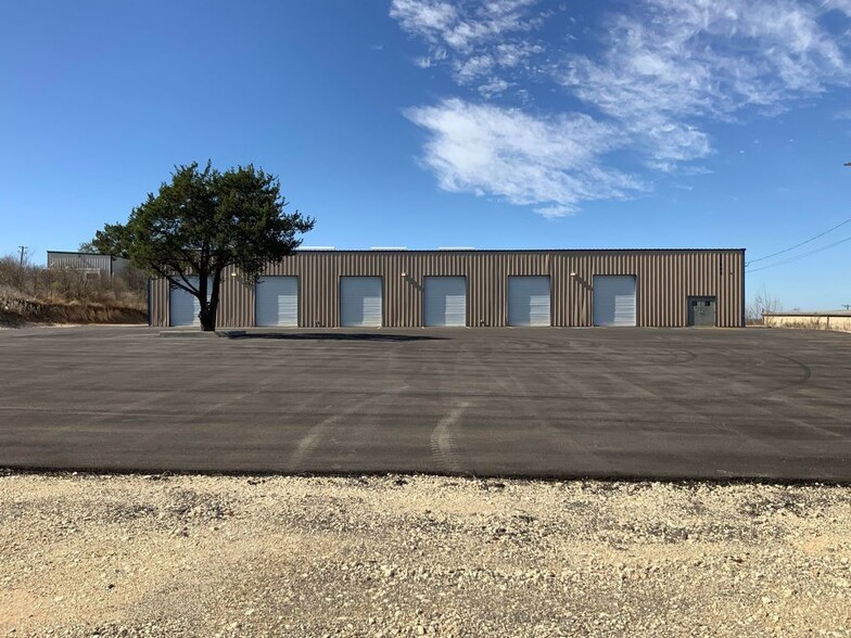 13943 Toepperwein Rd, San Antonio, TX for lease - Building Photo - Image 1 of 26