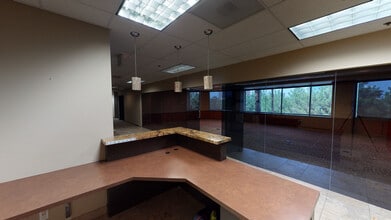 3753-3993 Howard Hughes Pky, Las Vegas, NV for lease Building Photo- Image 2 of 19