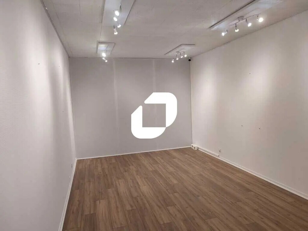 Location Bureaux 17 m² à 91 m² - Photo 1