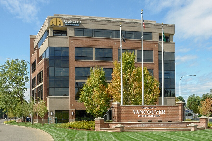 400 E Mill Plain Blvd, Vancouver, WA for lease - Building Photo - Image 3 of 7