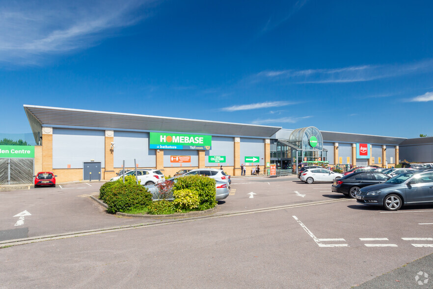 1 Stukeley Road Retail Park, Huntingdon for lease - Primary Photo - Image 1 of 5