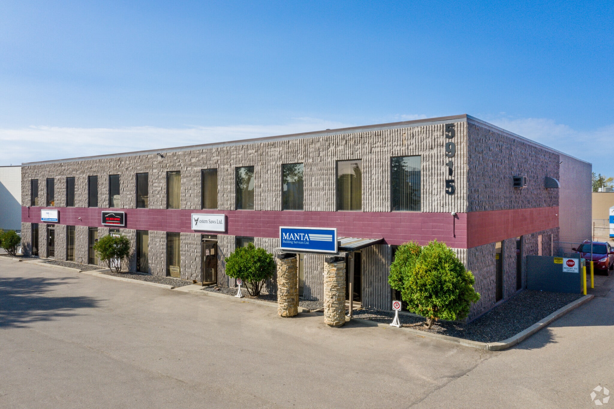 5915 36th St SE, Calgary, AB for sale Primary Photo- Image 1 of 1