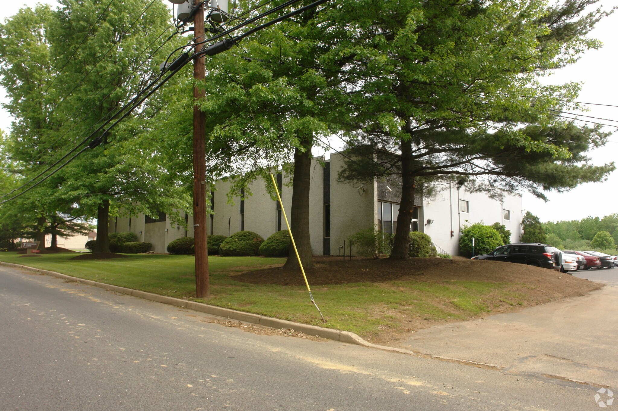7 S Gold Dr, Hamilton, NJ for lease Primary Photo- Image 1 of 4