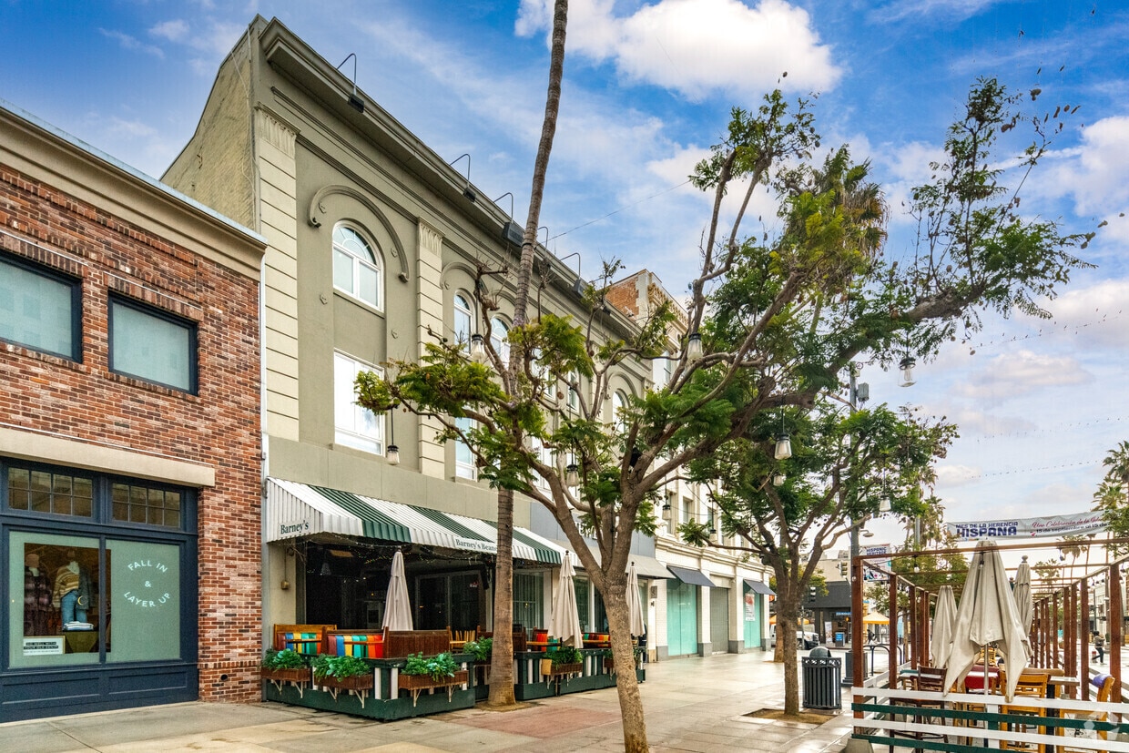 1351 3rd Street Promenade, Santa Monica, CA for lease Building Photo- Image 1 of 16