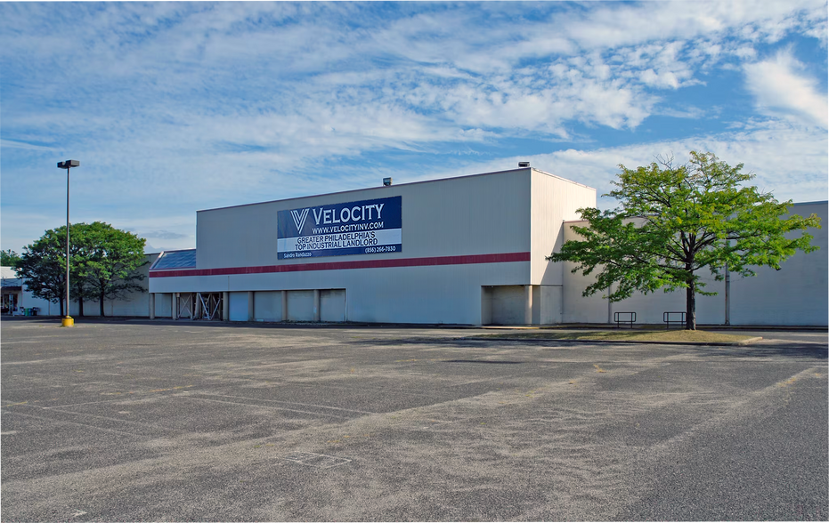 222 S White Horse Pike, Stratford, NJ for lease - Building Photo - Image 2 of 7