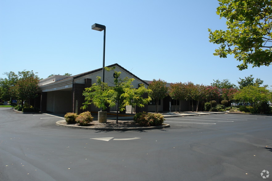 2221 Forest Ave, Chico, CA for sale - Primary Photo - Image 1 of 1