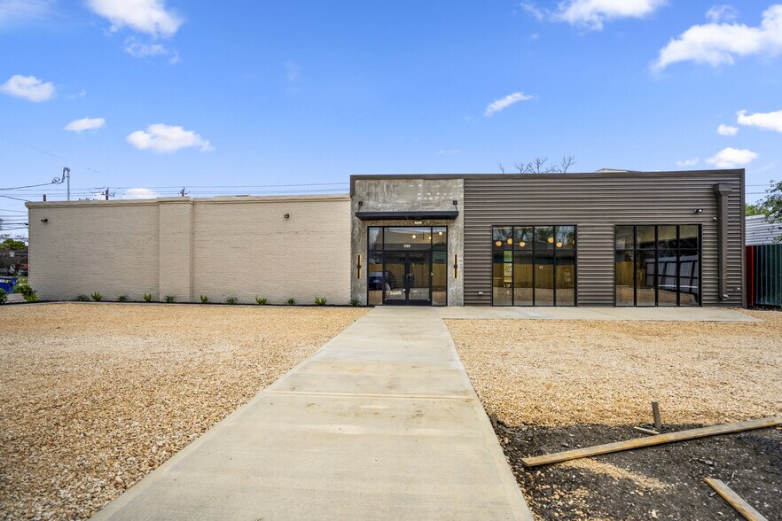 1109-1115 Dumble st, Houston, TX for lease - Building Photo - Image 2 of 24