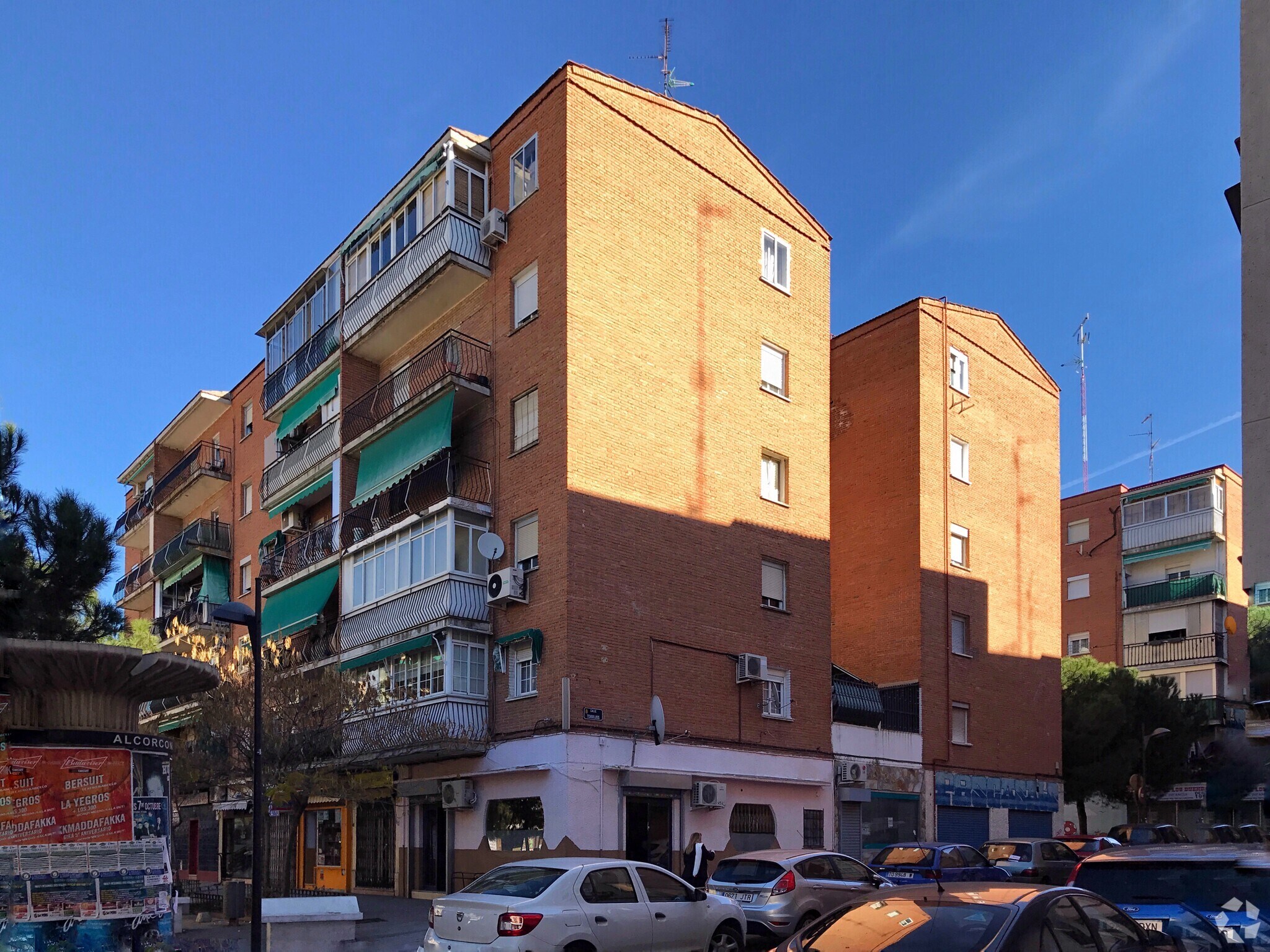 Calle Cáceres, 9, Alcorcón, Madrid for sale Primary Photo- Image 1 of 1