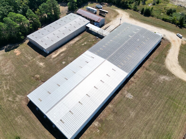 281 Industrial Blvd, Bishopville, SC for lease - Building Photo - Image 3 of 8