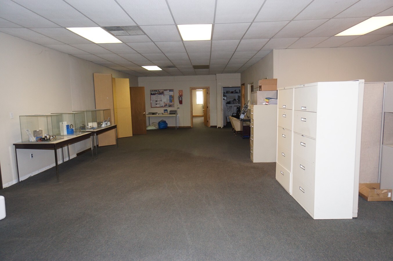 510 Savage Rd, Belleville, MI 48111