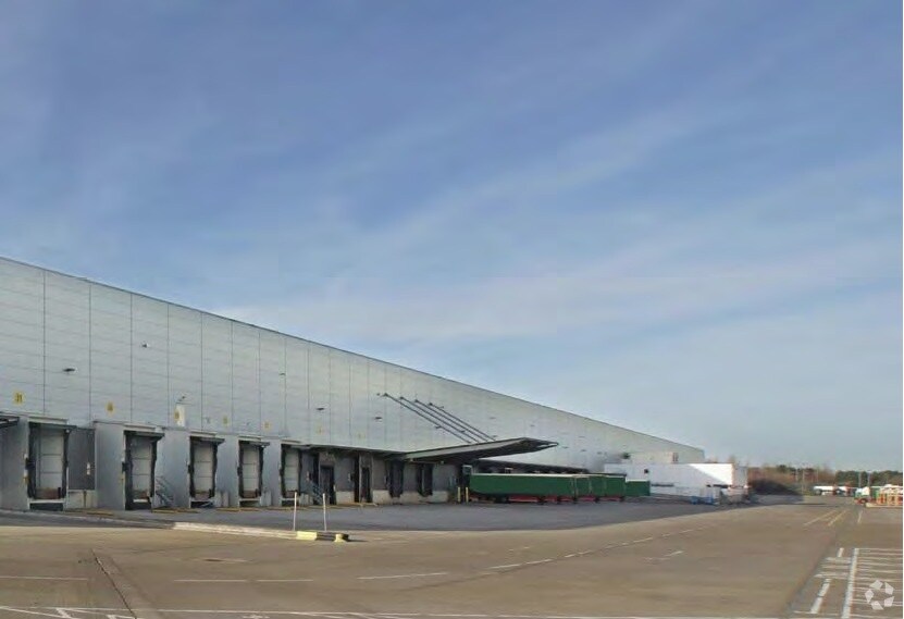 Bletcham Way, Milton Keynes for sale - Primary Photo - Image 1 of 1