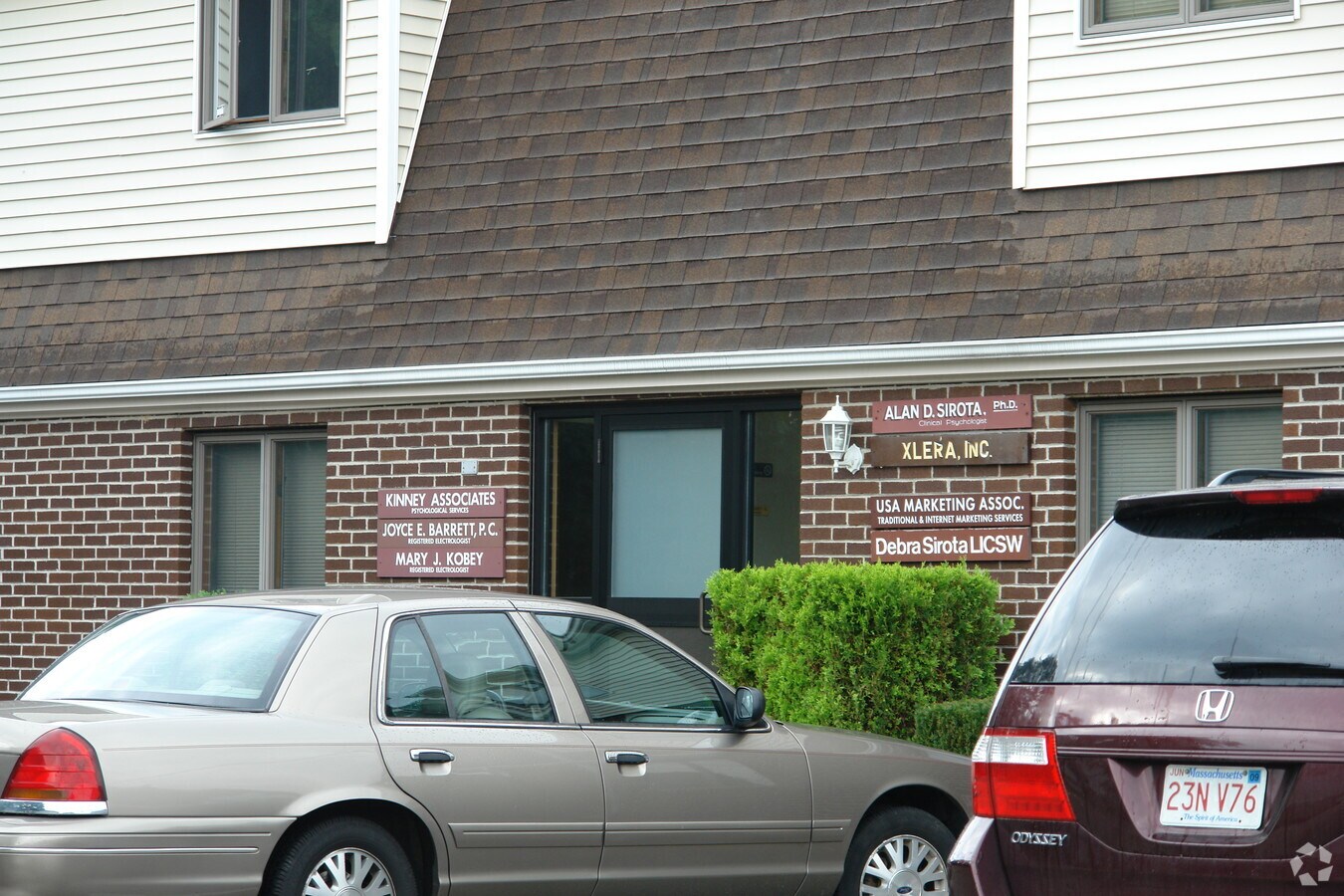 44 Wood Ave, Mansfield, MA 02048