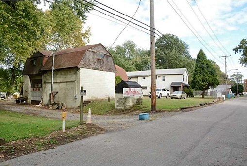 4621 Royal Ave, Coraopolis, PA for sale Primary Photo- Image 1 of 1