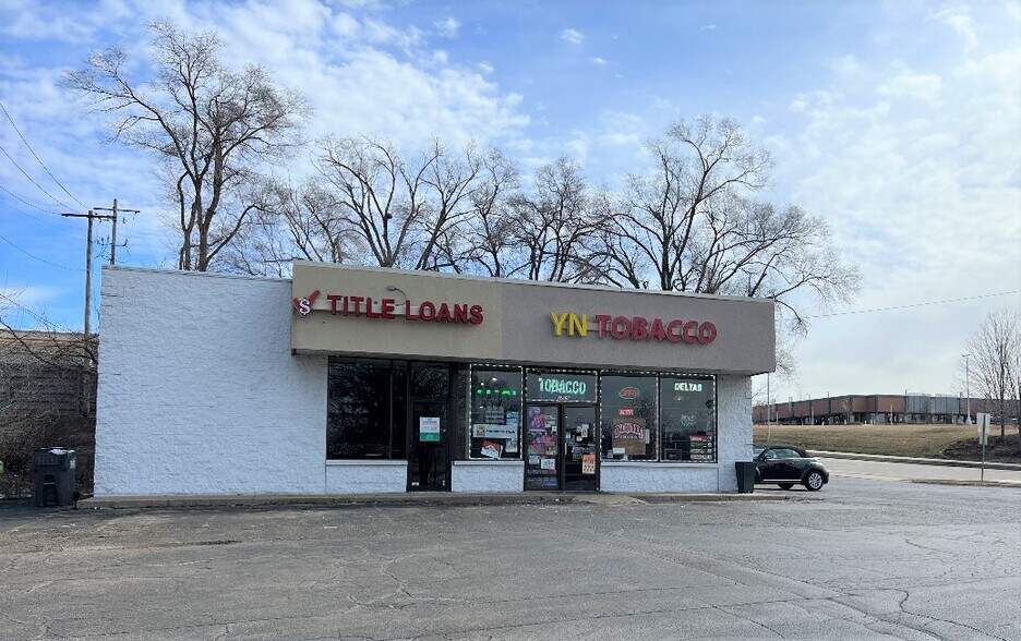 1809 Riverside Dr, Beloit, WI for sale - Building Photo - Image 1 of 1