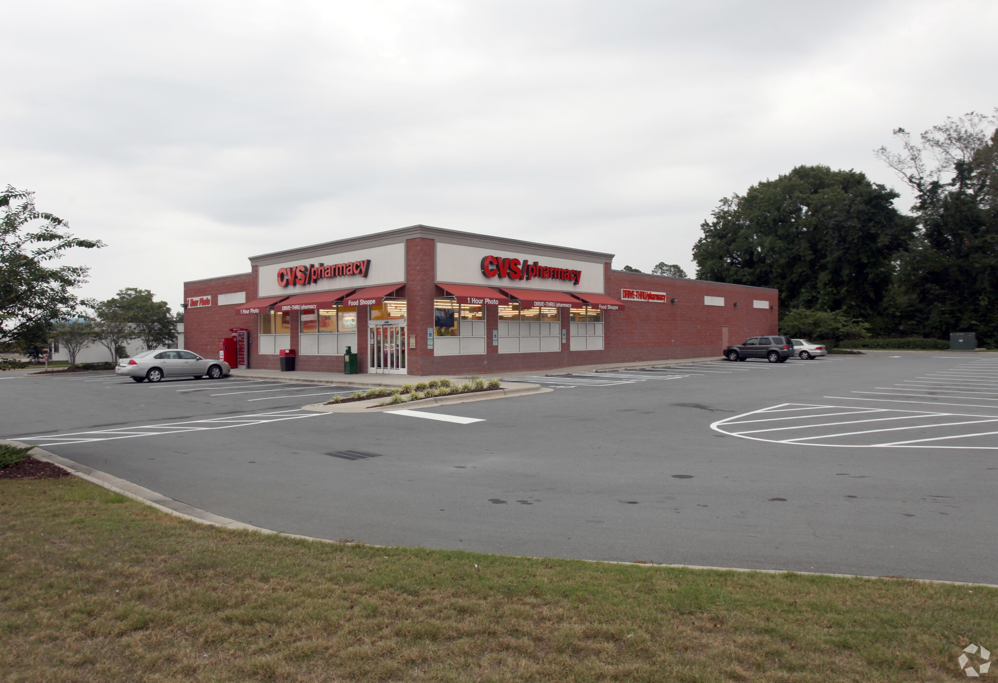 371 S Poplar St, Elizabethtown, Nc 28337 - Cvs 