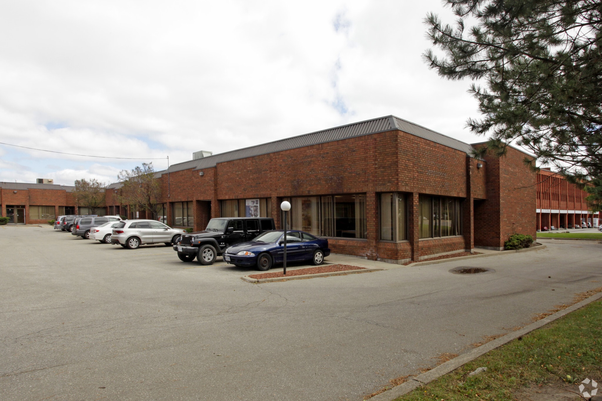 1520 Trinity Dr, Mississauga, ON for sale Primary Photo- Image 1 of 1