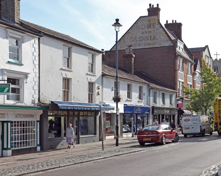 152 High St, Berkhamsted for lease - Building Photo - Image 3 of 3