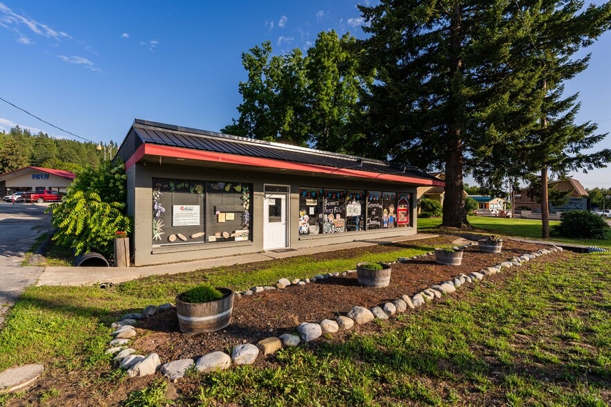 6665 S Main St, Bonners Ferry, ID for sale - Building Photo - Image 2 of 23