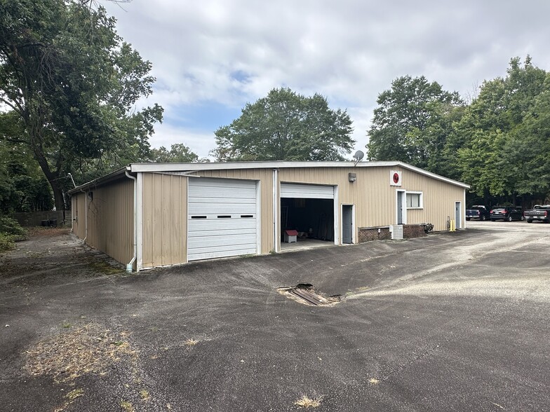 105 Pennsylvania Ave, Greer, SC for lease - Building Photo - Image 2 of 13