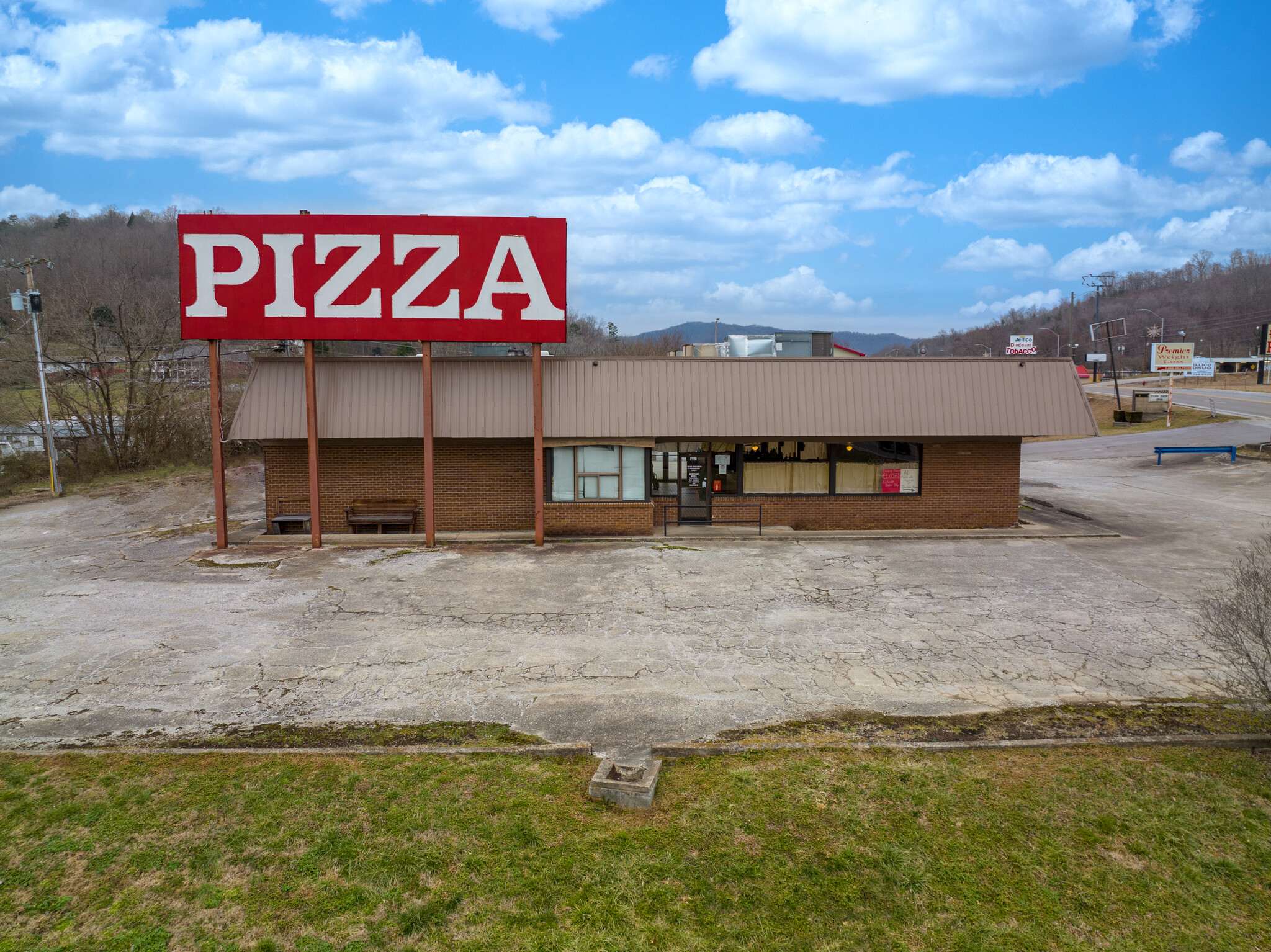 1390 5th St, Jellico, TN for sale Building Photo- Image 1 of 1