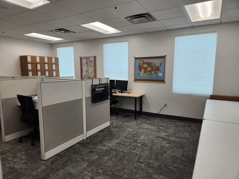 12162 S Business Park Dr, Draper, UT for lease - Building Photo - Image 3 of 8