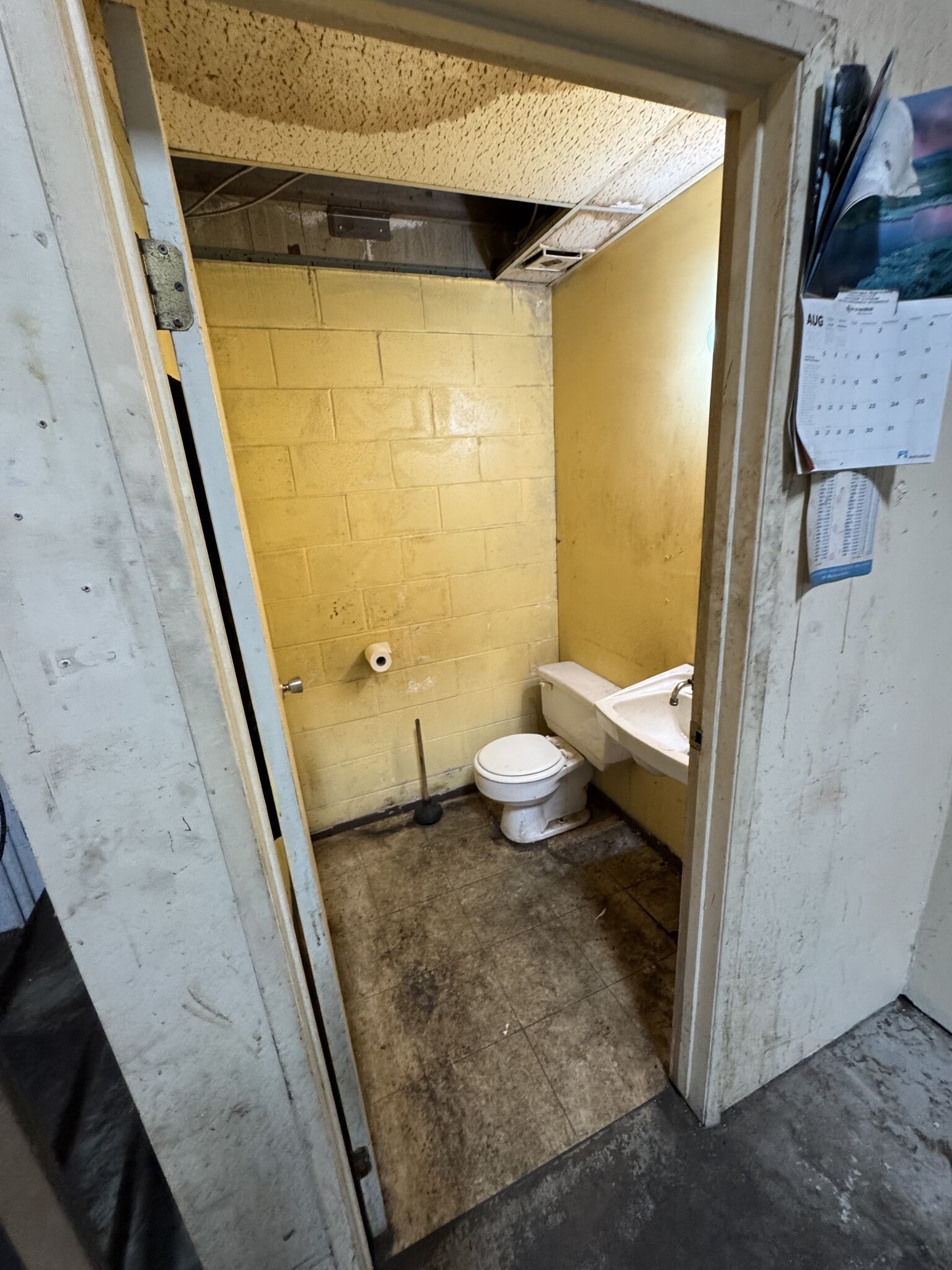 1301 Valmont Way, Richmond, BC for lease Interior Photo- Image 1 of 14