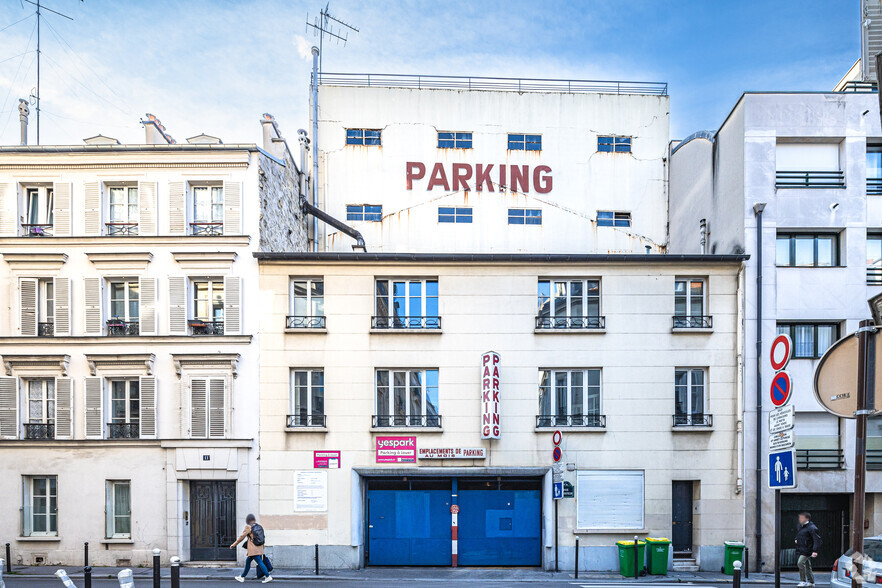 13 Rue Lebouteux, Paris for sale - Building Photo - Image 2 of 2