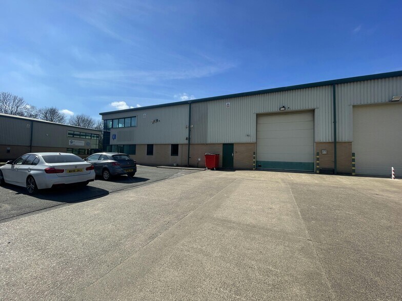 Quinn Close, Coventry for lease - Building Photo - Image 2 of 7