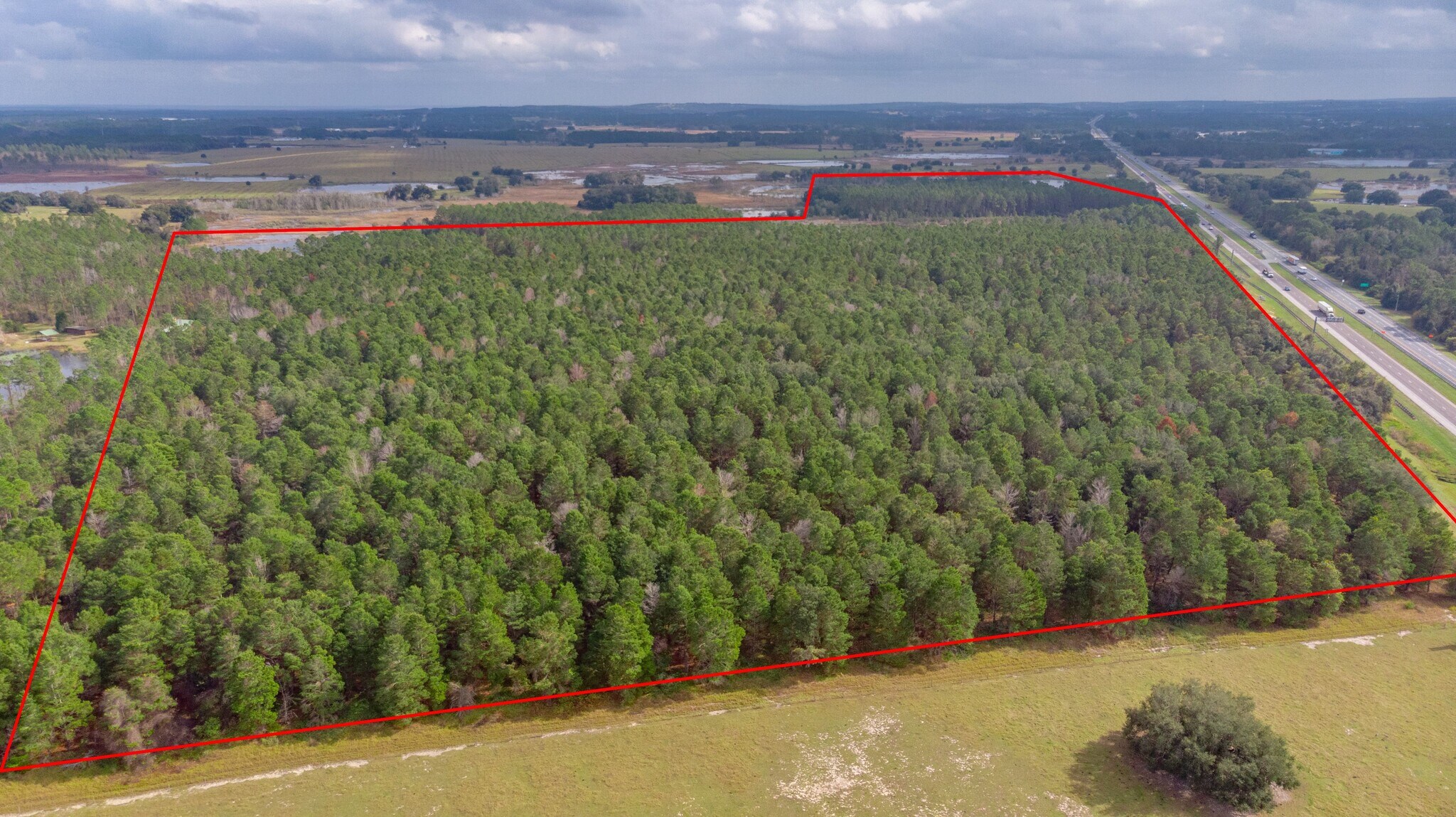 Florida Tpke, Howey In The Hills, FL for sale Building Photo- Image 1 of 1