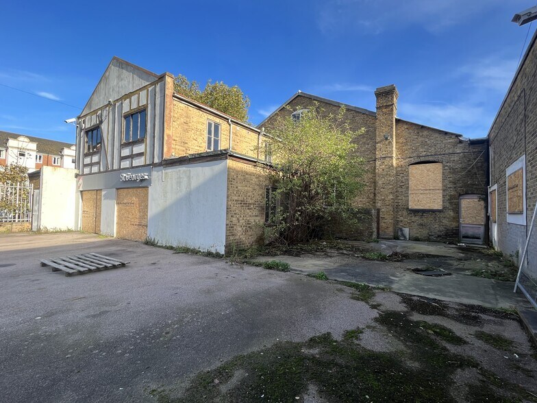 212 Harold Rd, Margate, CT9 2HT Retail for Sale