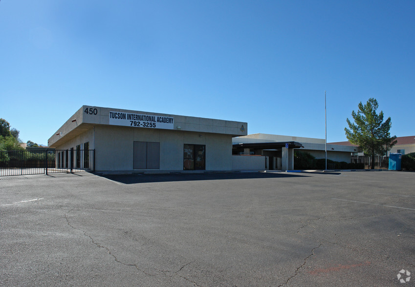 450 N Pantano Rd, Tucson, AZ for sale - Primary Photo - Image 1 of 2