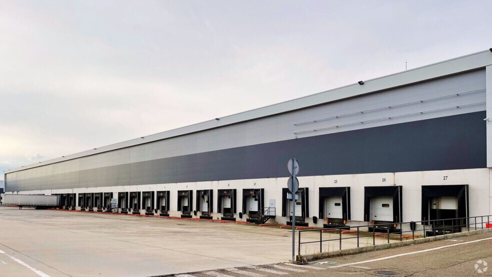 Calle Pascal, 2, Leganés, Madrid for lease - Building Photo - Image 1 of 12