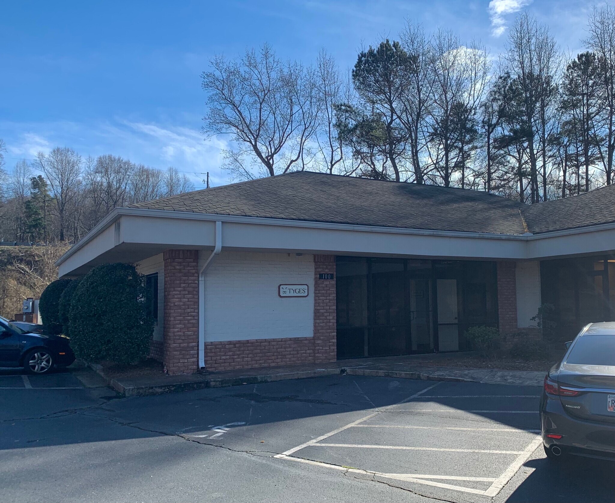 2205 Old Hamilton Pl, Gainesville, GA for sale Building Photo- Image 1 of 1